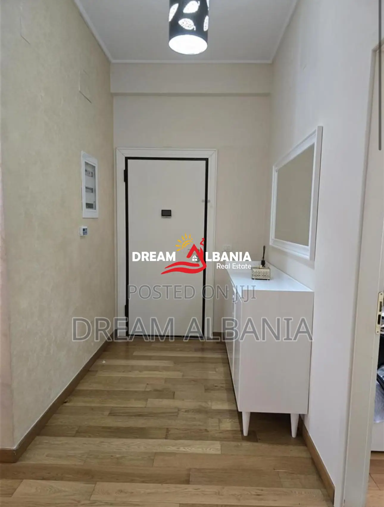 Apartament 2+1 ne shitje tek Liqeni i Thate ne Rrugen Peti, Tirane (ID