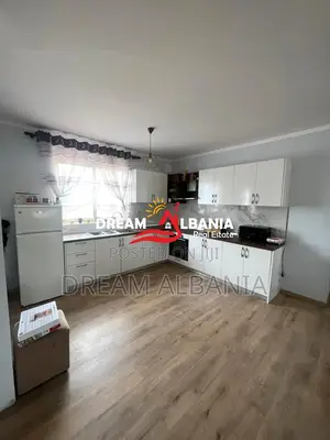 Apartament 3+1+2 ne shitje te Liqeni i thate prane Kopshtit Zoologjik 
