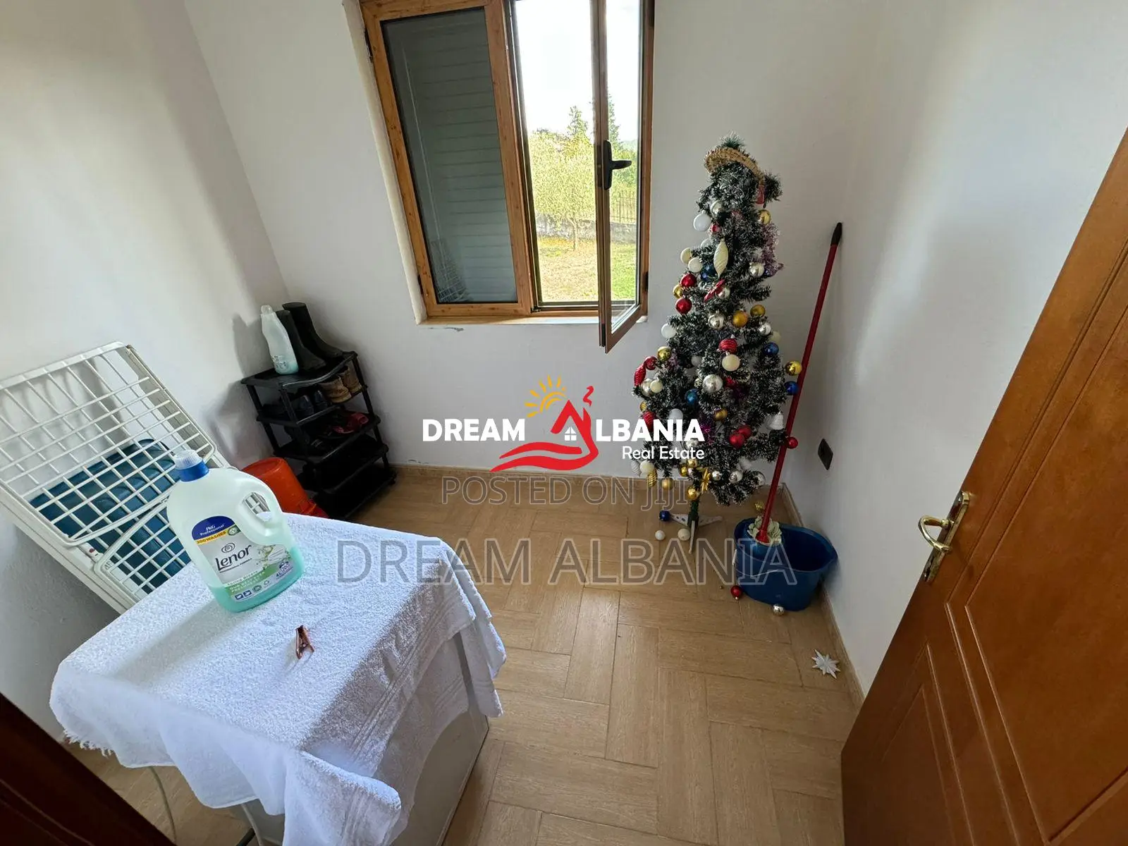 Vile 3 kateshe me qera midis Ndroqit dhe Pezes se Vogel, Tirane (ID 42