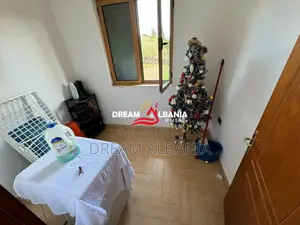 Vile 3 kateshe me qera midis Ndroqit dhe Pezes se Vogel, Tirane (ID 42