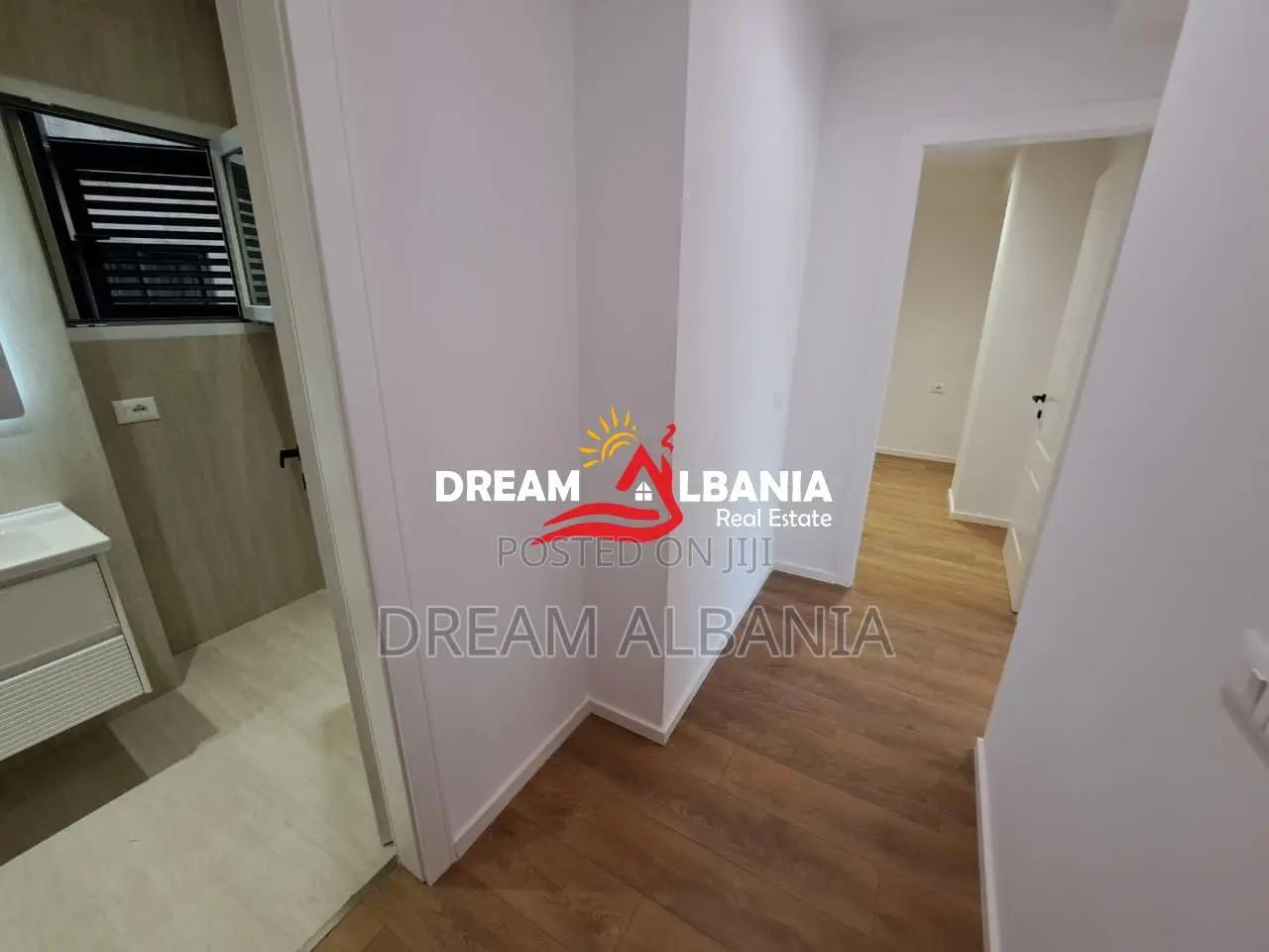 Shitet Apartament 1+1, 21 Dhjetori, Rruga Muhamet Gjollesha (ID 511100