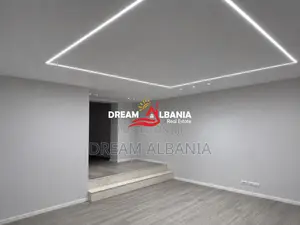 Jepet me Qira Ambient Biznesi – Rruga Fatmir Haxhiu, pranë ETC (427111