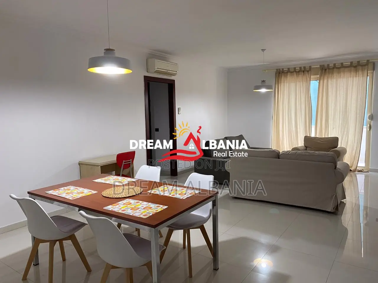 Apartamente 2+1 me qera ne rrugen e Bogdaneve prane Qendres ne Tirane 