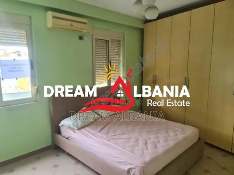 Jepet Apartament 2+1 me qera Rruga Durresit ish Ambasada Jugosllave (I