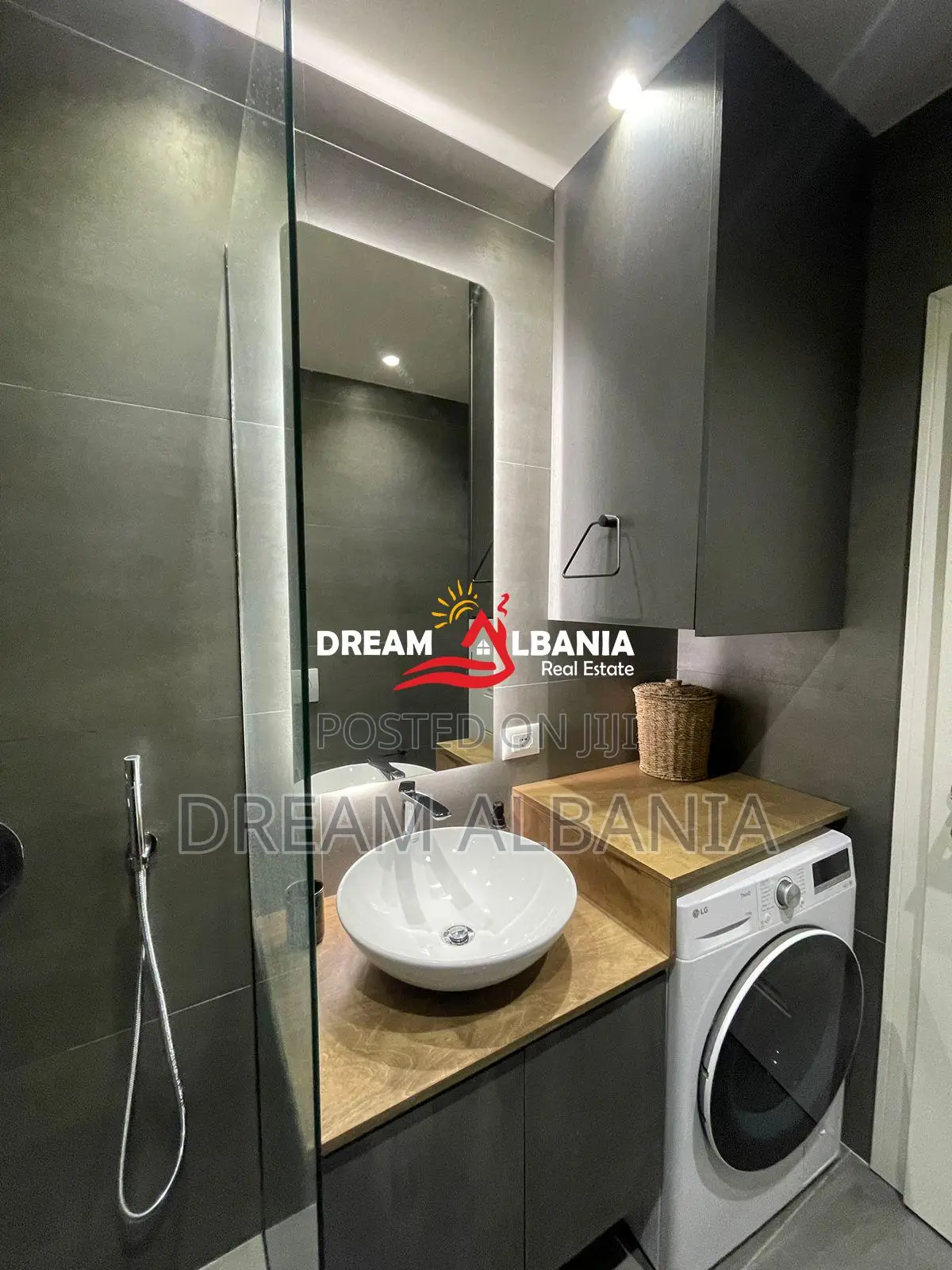 Jepet me Qira Apartament 2+1 në Selitë prane Xhamise ( 42215624)