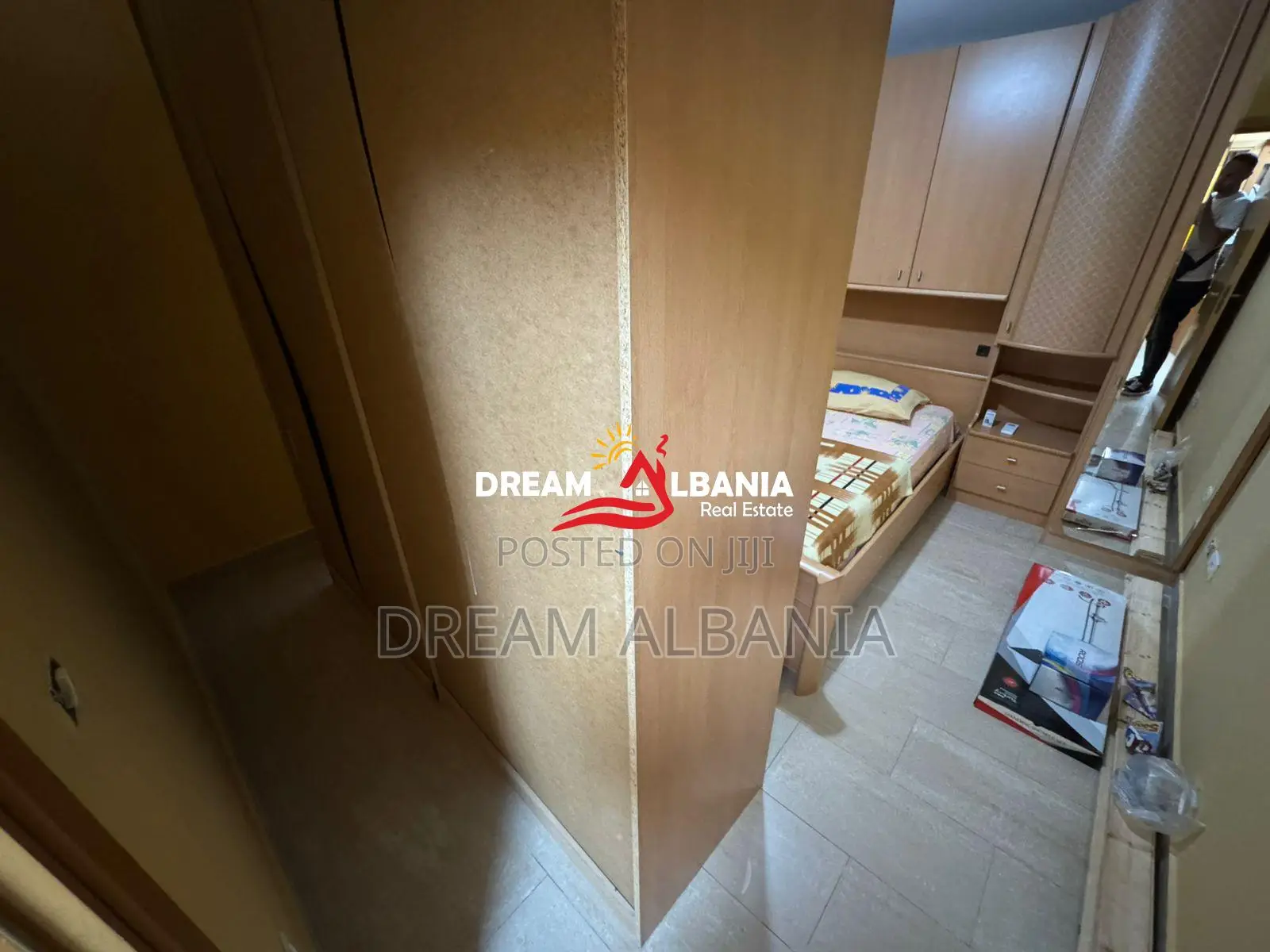 Apartament 2+1 ne shitje ne Rr e Dibres, prane Kompleksit Halili, Tira