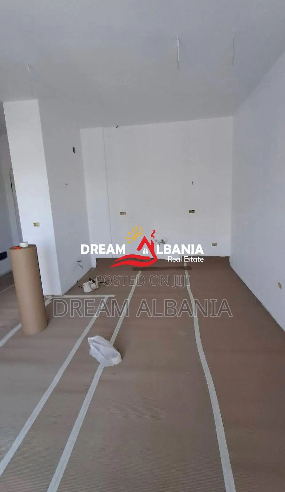Apartament 1+1+Post Parkimi Ne Shitje Te Univers City ne faze perfundi