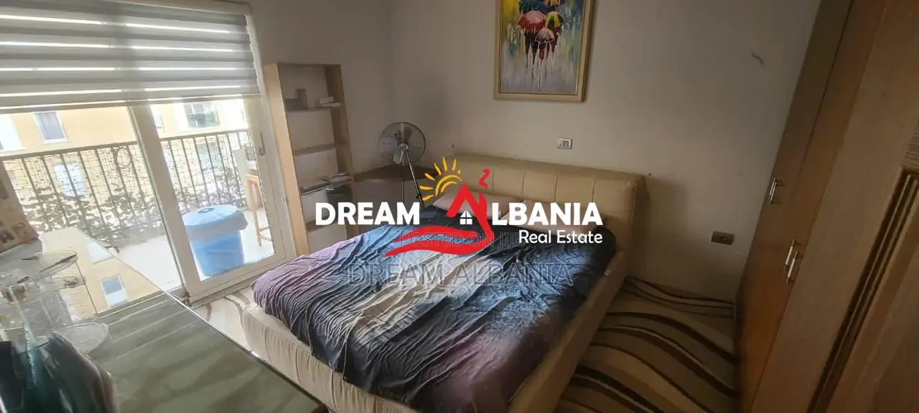Apartament 3+1+2WC+2Ballkone me Qera ne Don Bosko, Prane Viva Market n