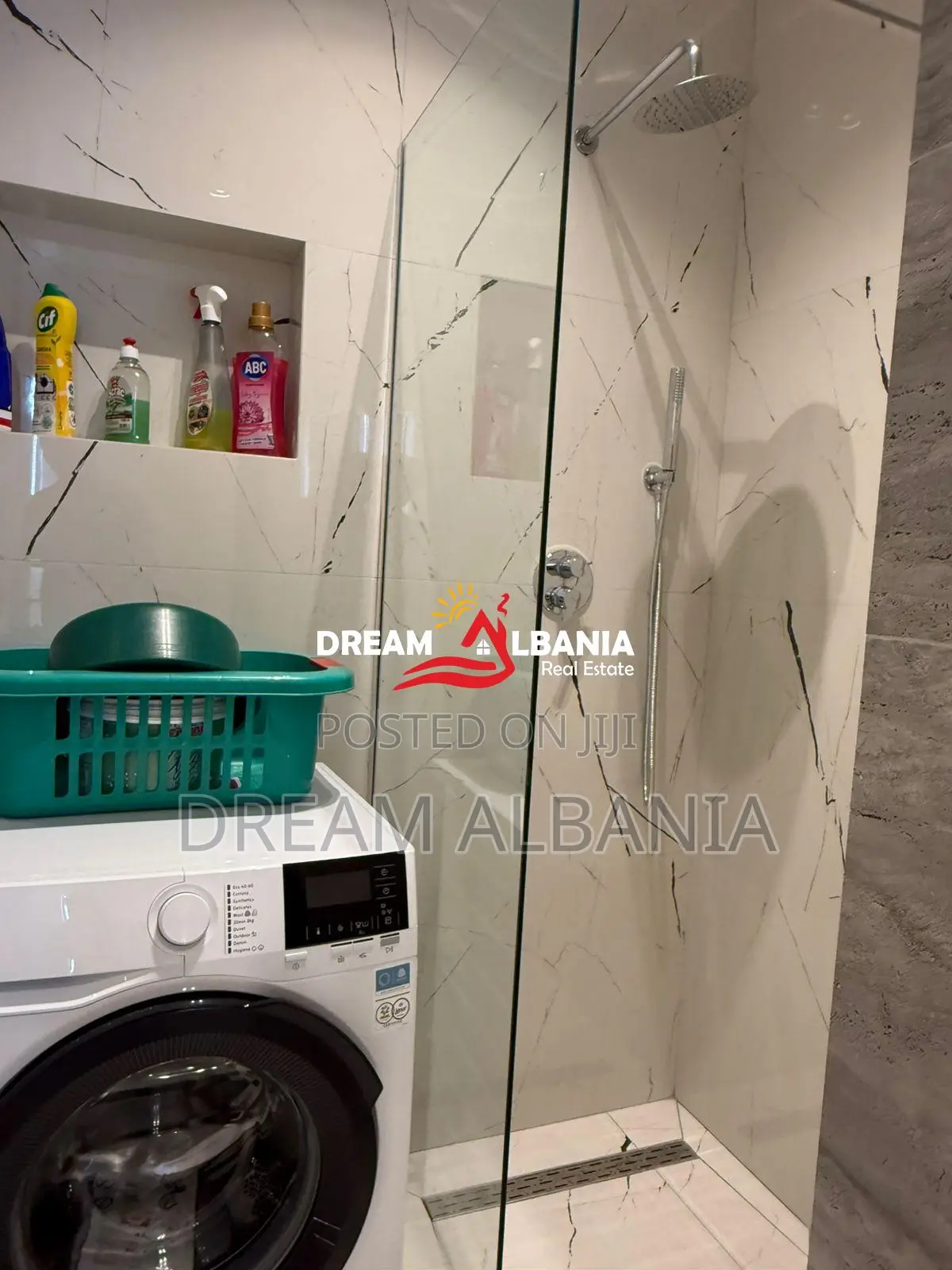 Jepet me qera apartament 2+1 tek Bulevardi i Ri (ID 42215499)