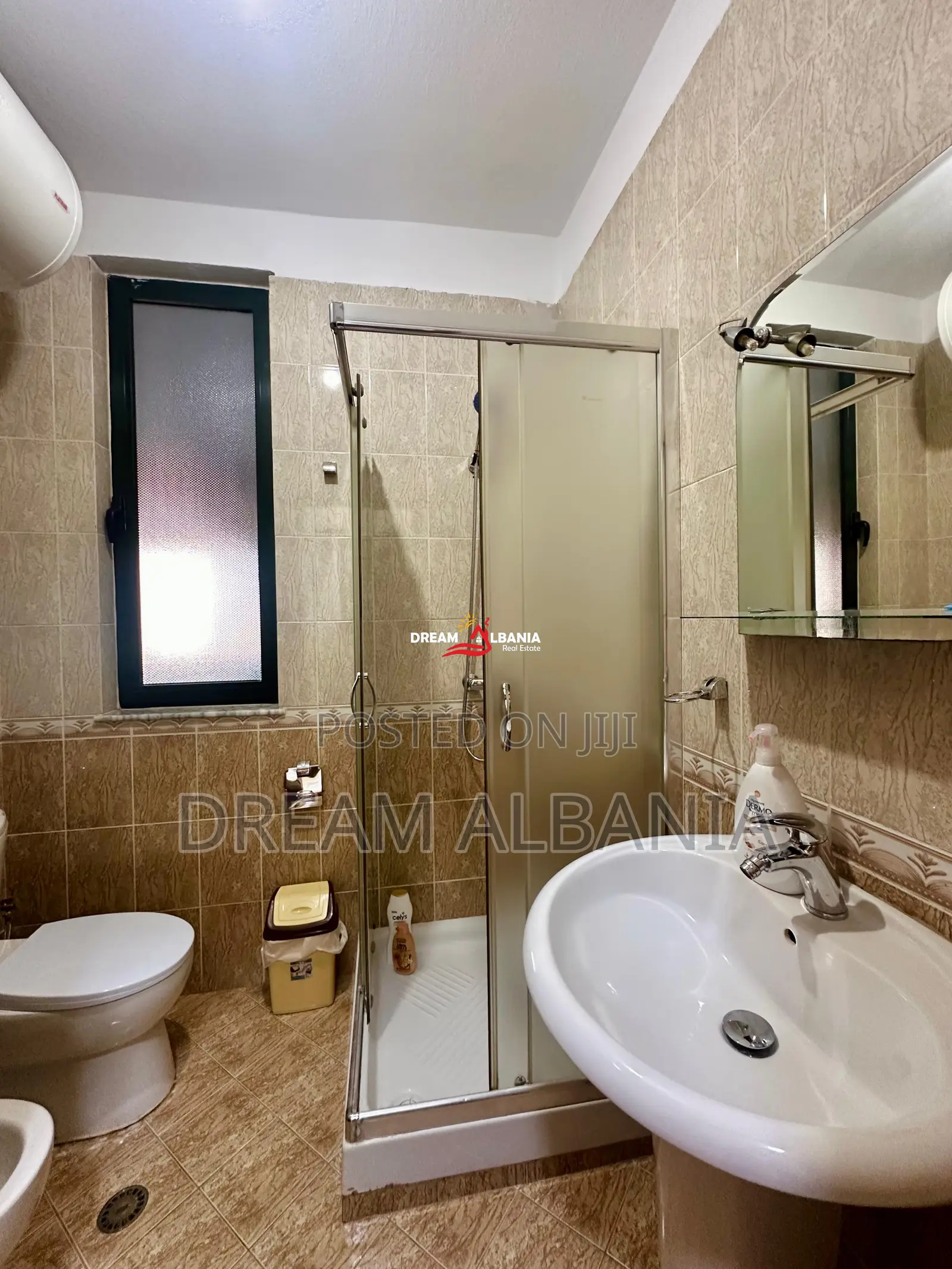 Jepet Apartament me qera 2+1+2 tek Selvia, Tirane (ID 42215561)