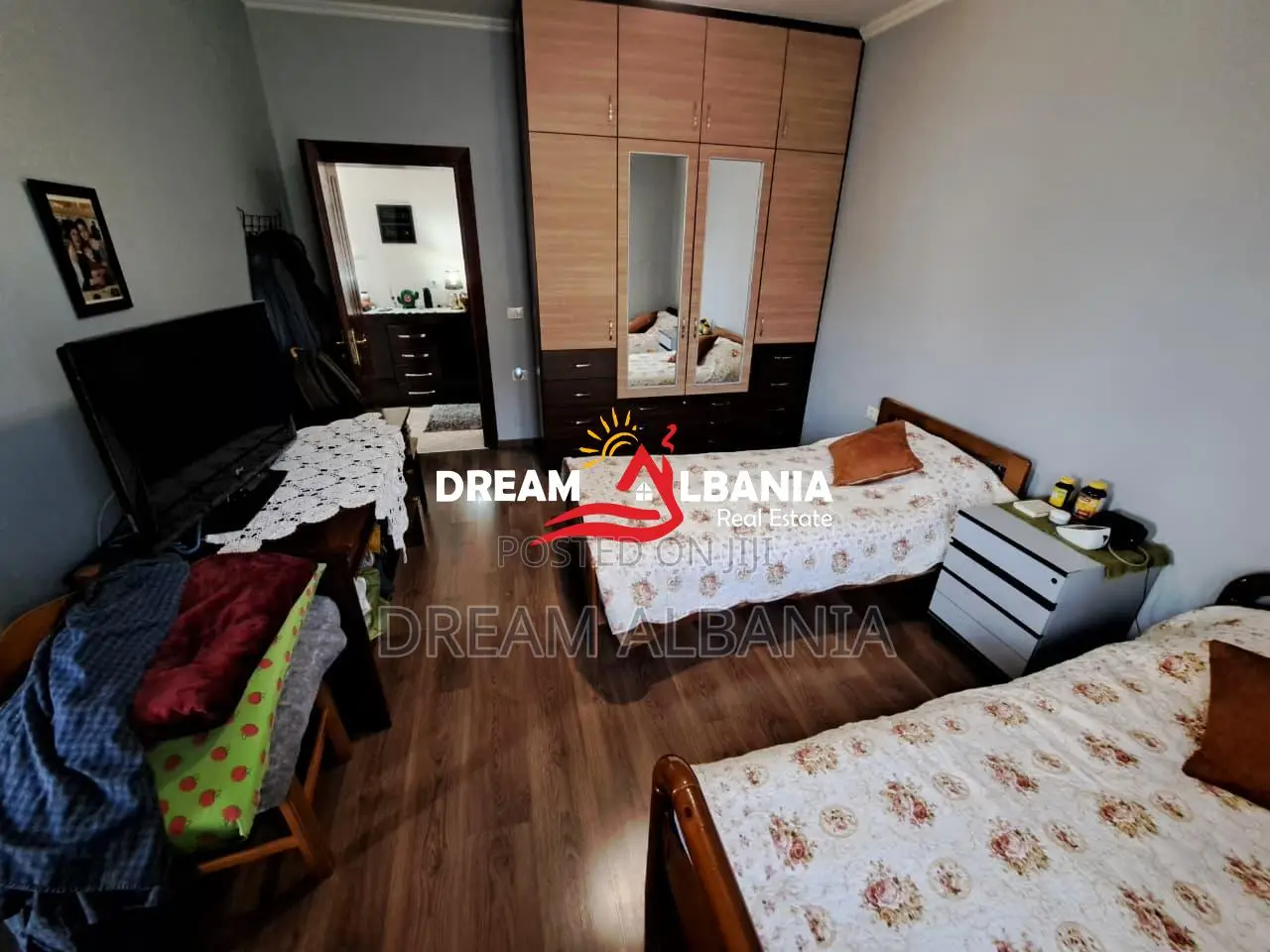Shitet Vile 3-Kateshe ne Don Bosko ne Tirane (ID 4151183)