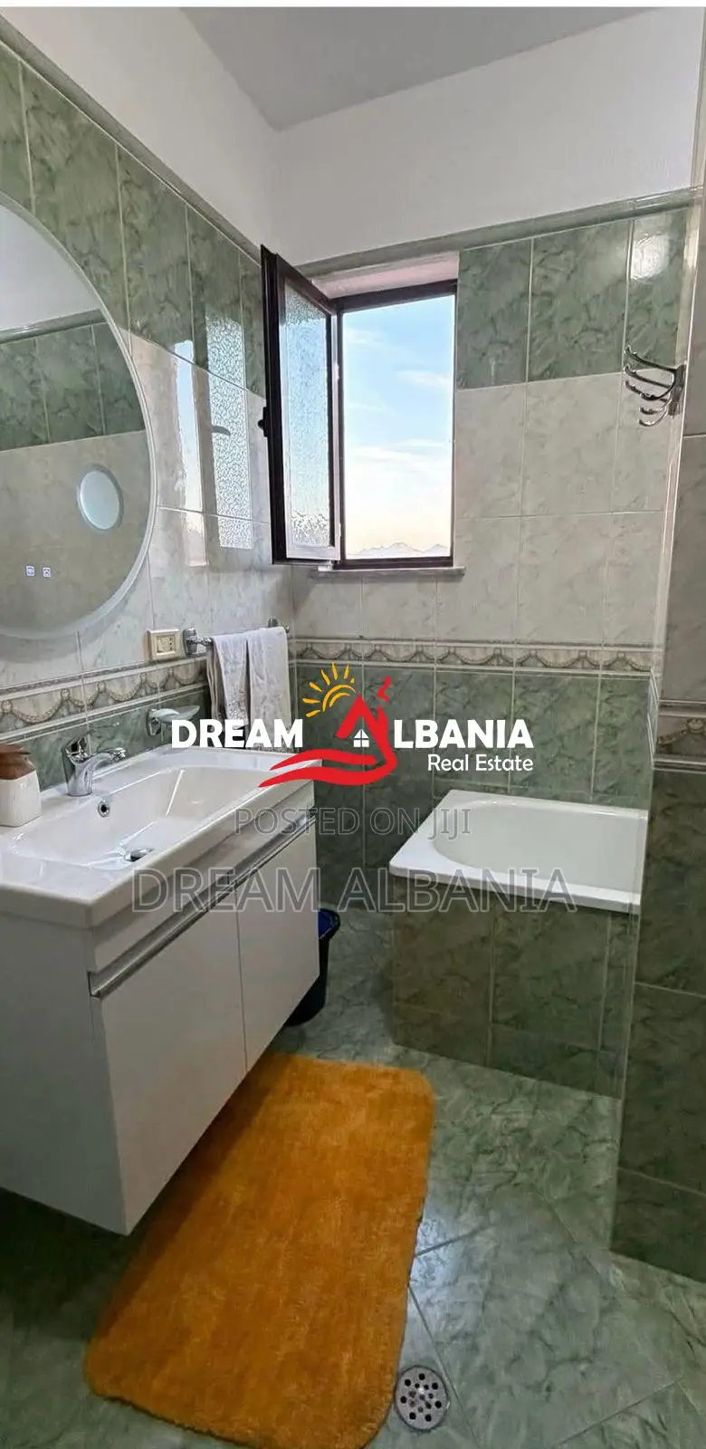 Jepet apartament 2+1+2+2 ballkone, me qera tek Myslym Shyri prane rrug