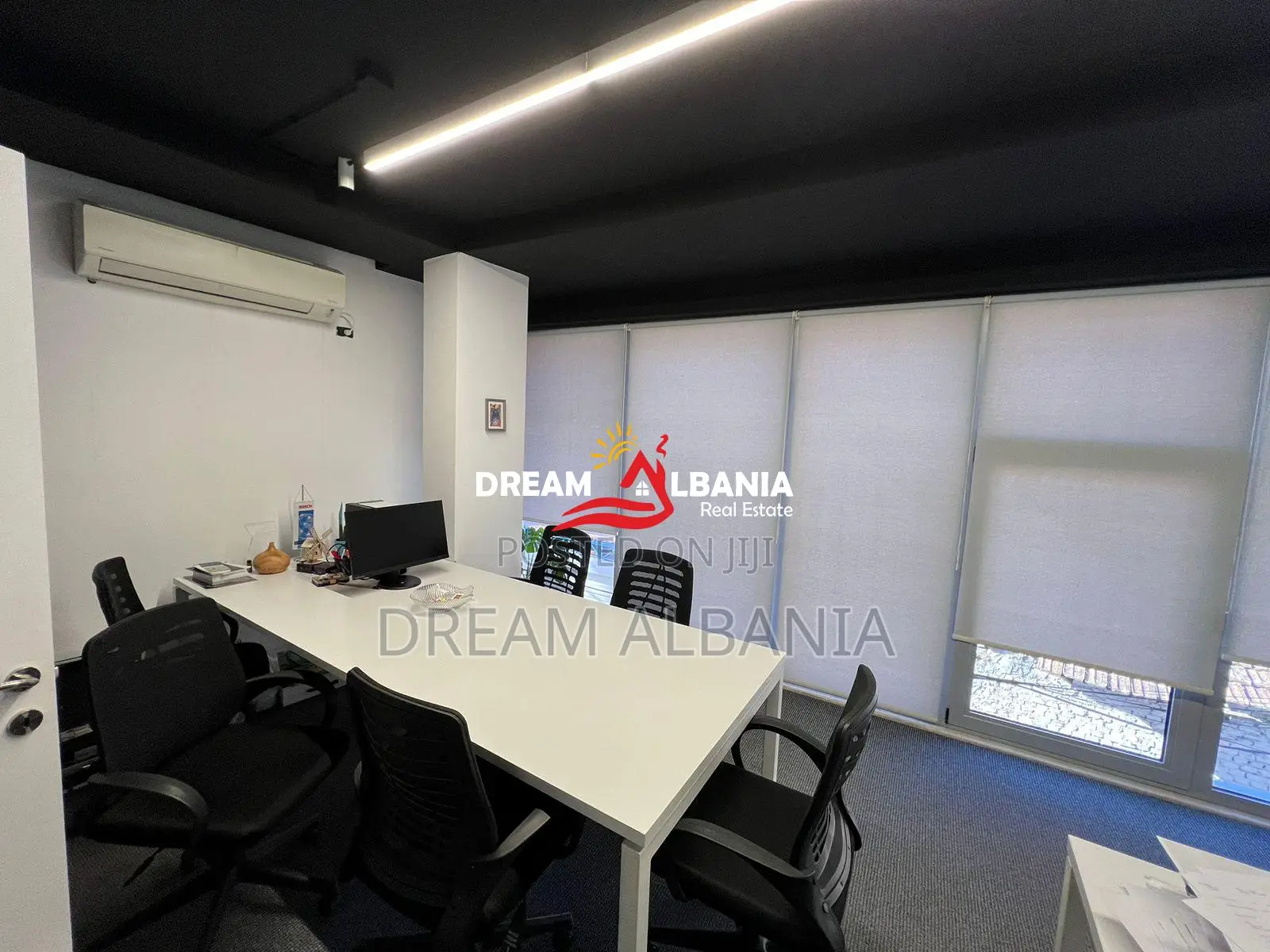 Ambjent me qera per zyra tek Pazari I Ri,Tirane (ID 42611230)