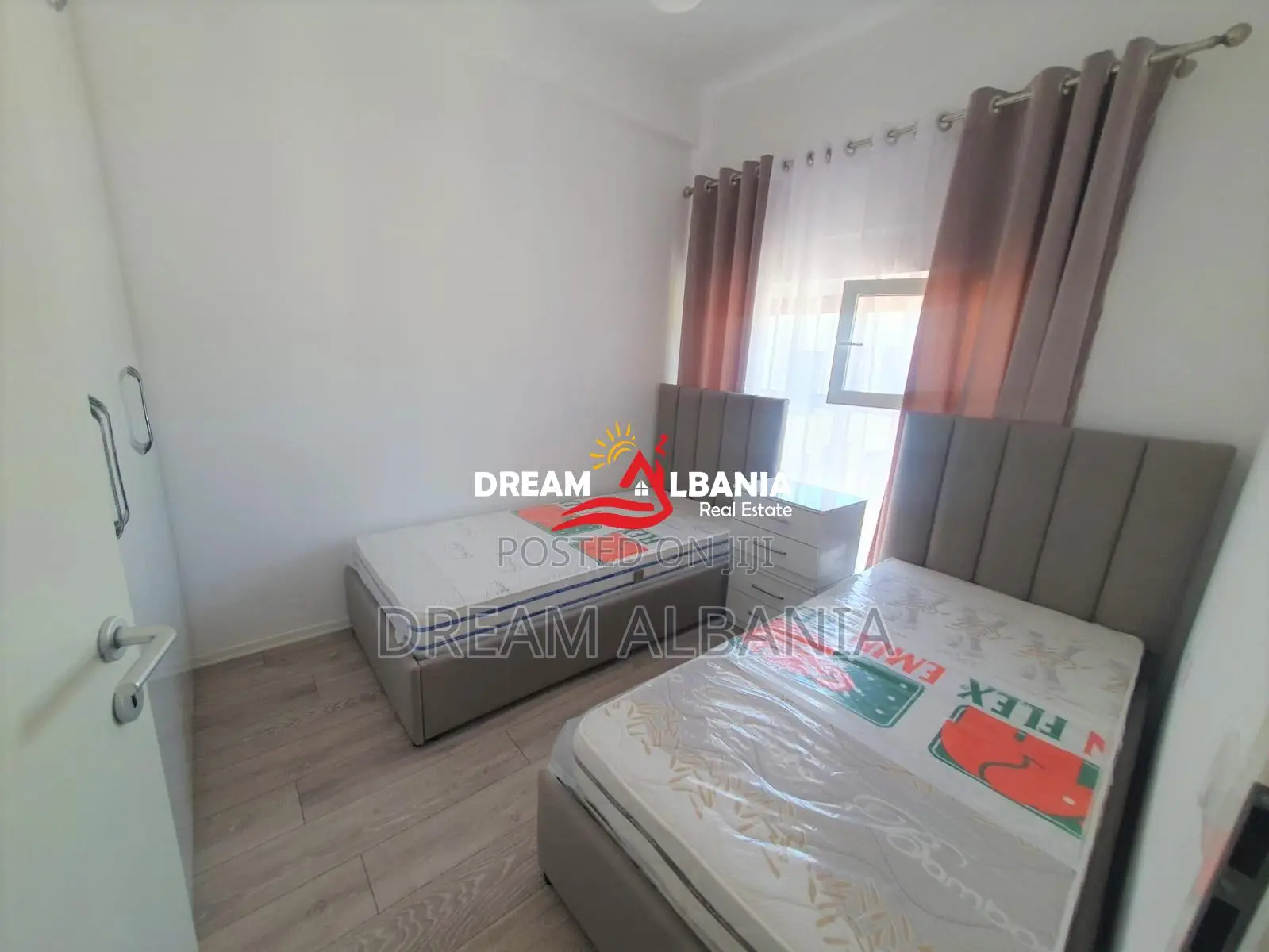 Apartament me qera 2+1+Post parkimi tek Kompleksi Mangalem ne Ali Dem 