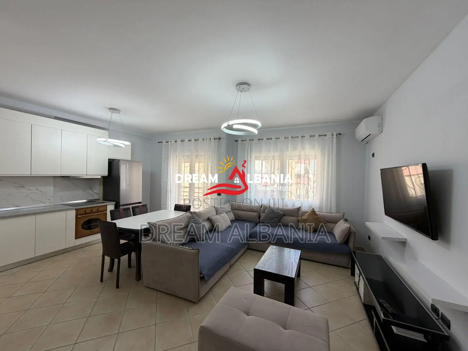 Jepet me qera apartament 2+1+2 me Post parkimi tek 9 -kateshet, Tirane