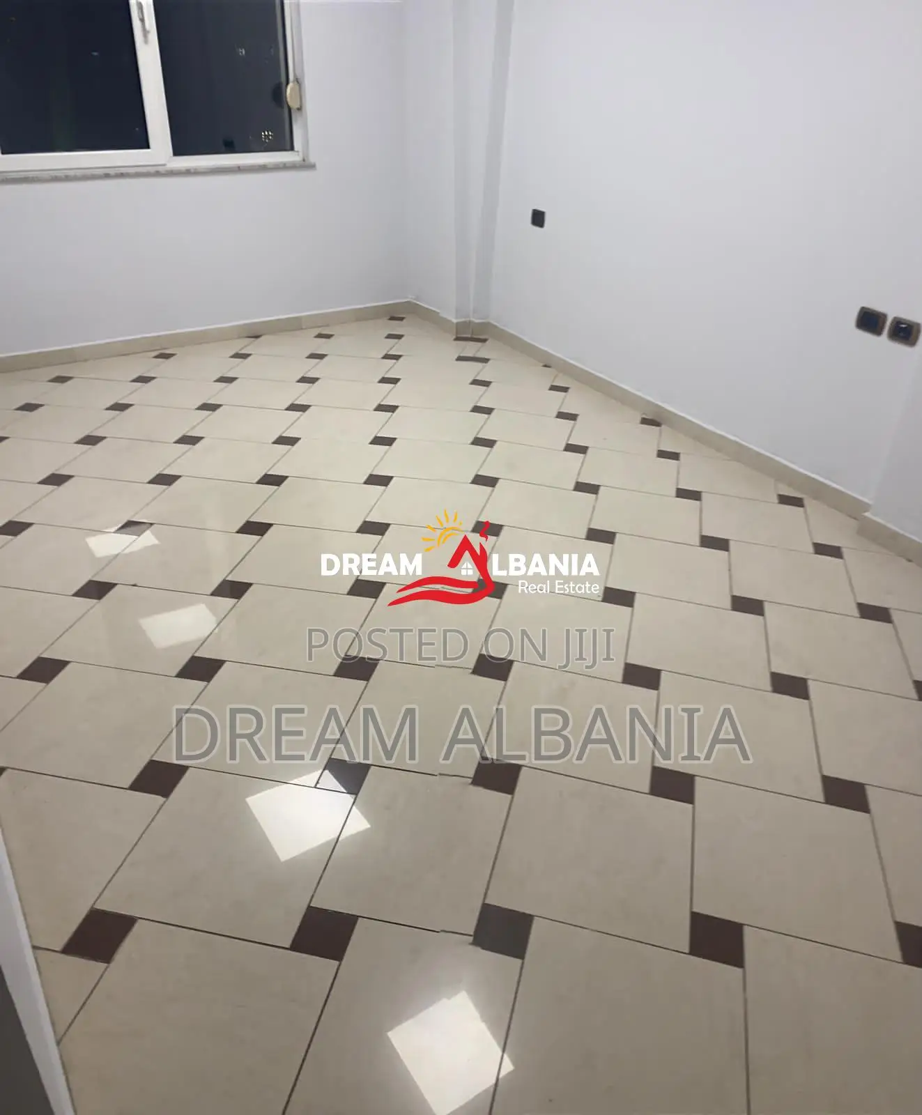 Ambient per zyre me qera ne Bllok prane Juvenilies ne Tirane (ID 42611