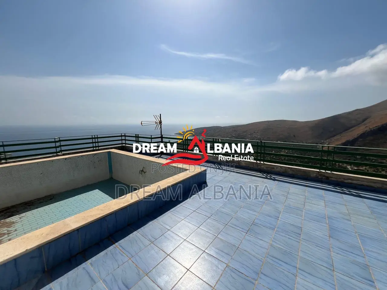 Ekskluzive!! Super mundesi investimi! Godine 5-kateshe(Hotel) ne shitj