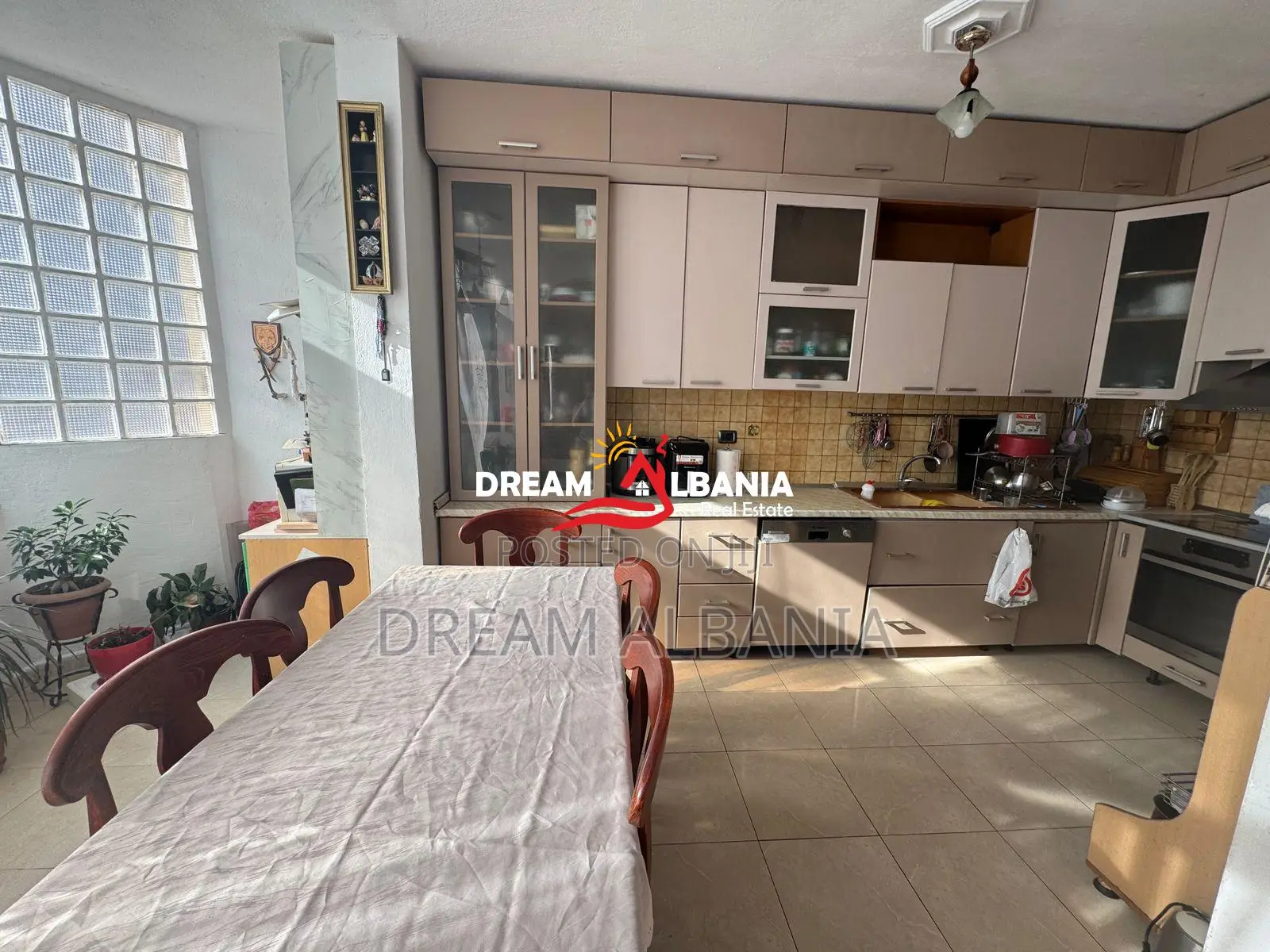 Apartament 2+1 ne shitje te Kodra e Diellit, Tirane (ID 41211877)