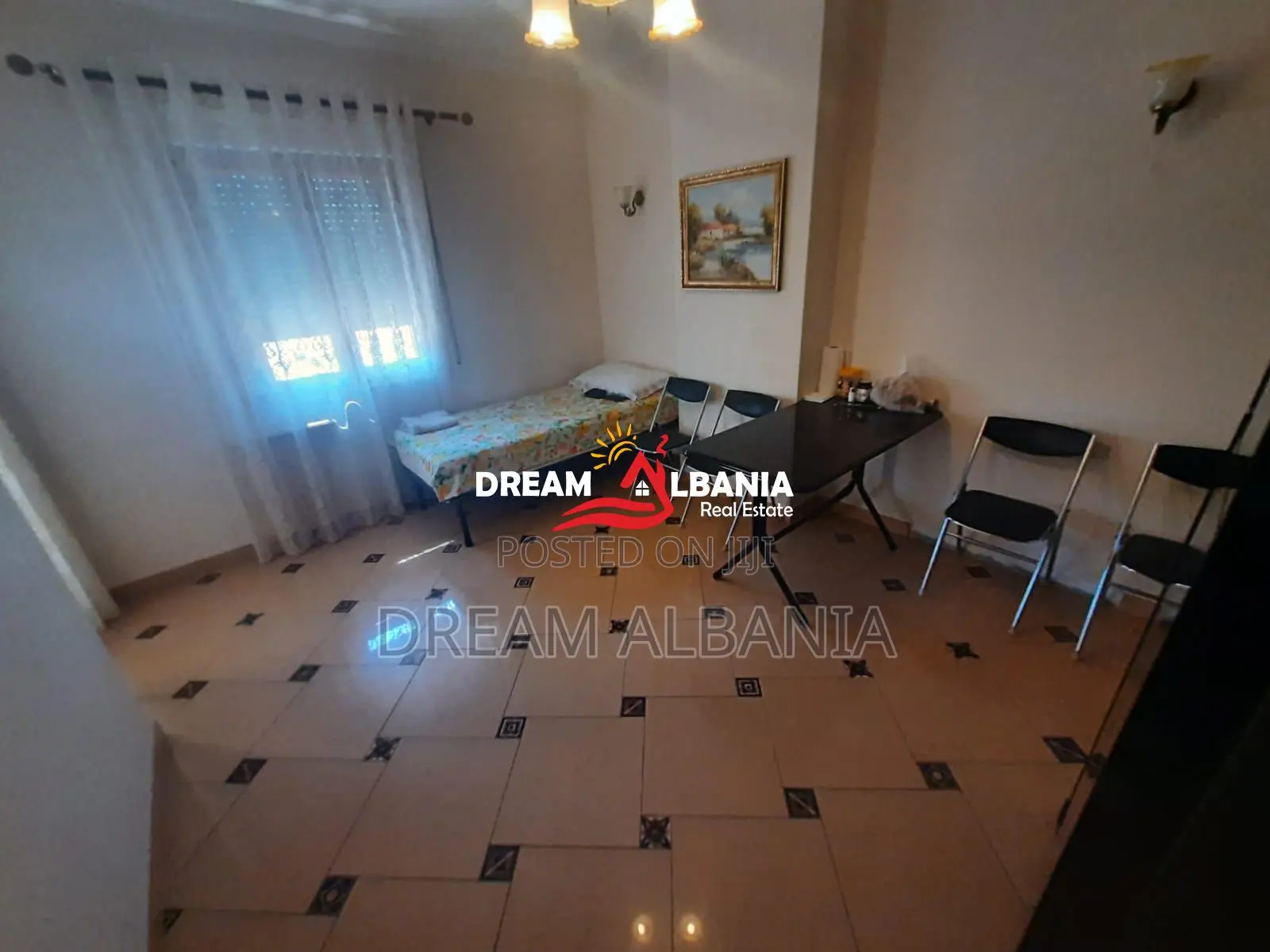 Apartamente 3+1 me qera ne qender ne Tirane (ID4231282 )