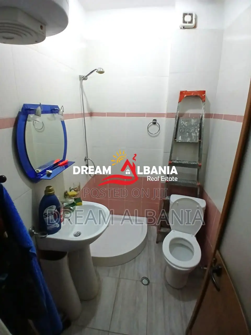 Apartament 2+1+2+garazh ne shitje ne Durres prane Spitalit (ID 4121174