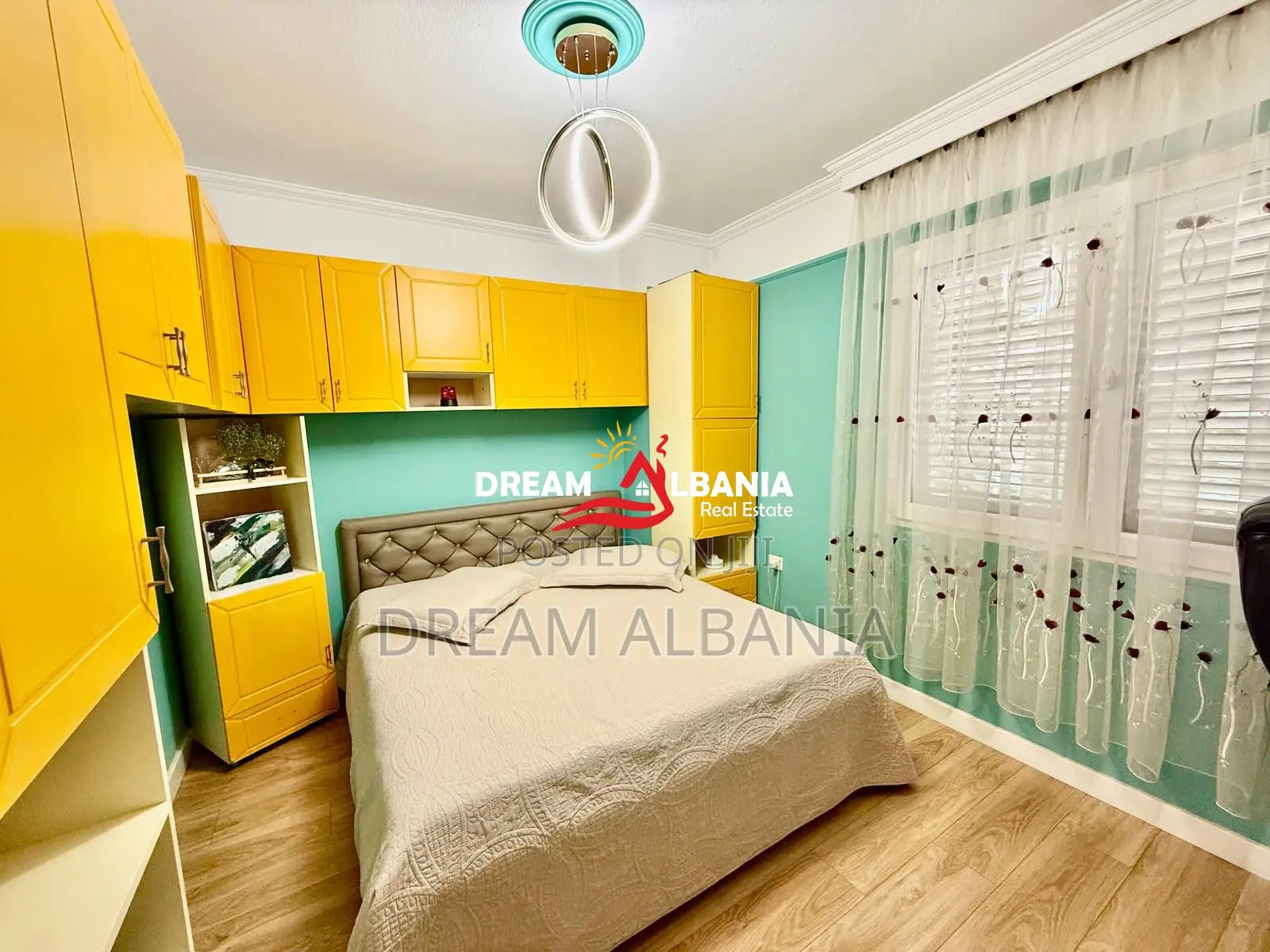 Jepet Apartament/ZYRE 2+1+2 me qera Komuna Paris, afer Pasticeri Nefel