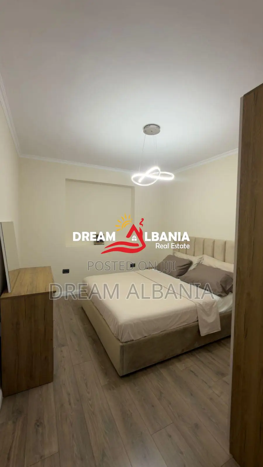 Apartament 2+1 me post parkimi me qera ne afersi te Gjykates se Rrethi
