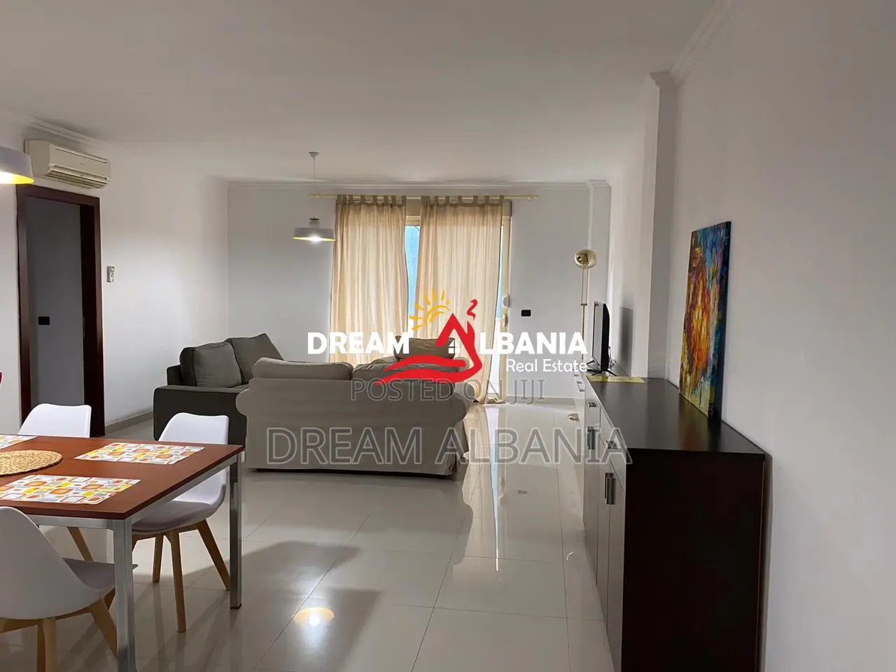 Apartamente 2+1 me qera ne rrugen e Bogdaneve prane Qendres ne Tirane 