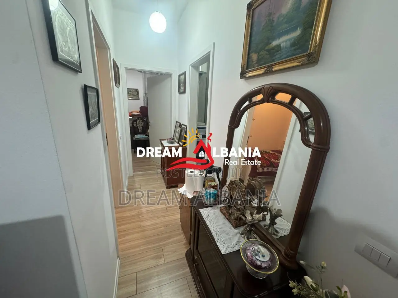 Apartament 2+1 per shitje ne kompleksin Mangalem, ne zonen e Ali Demit