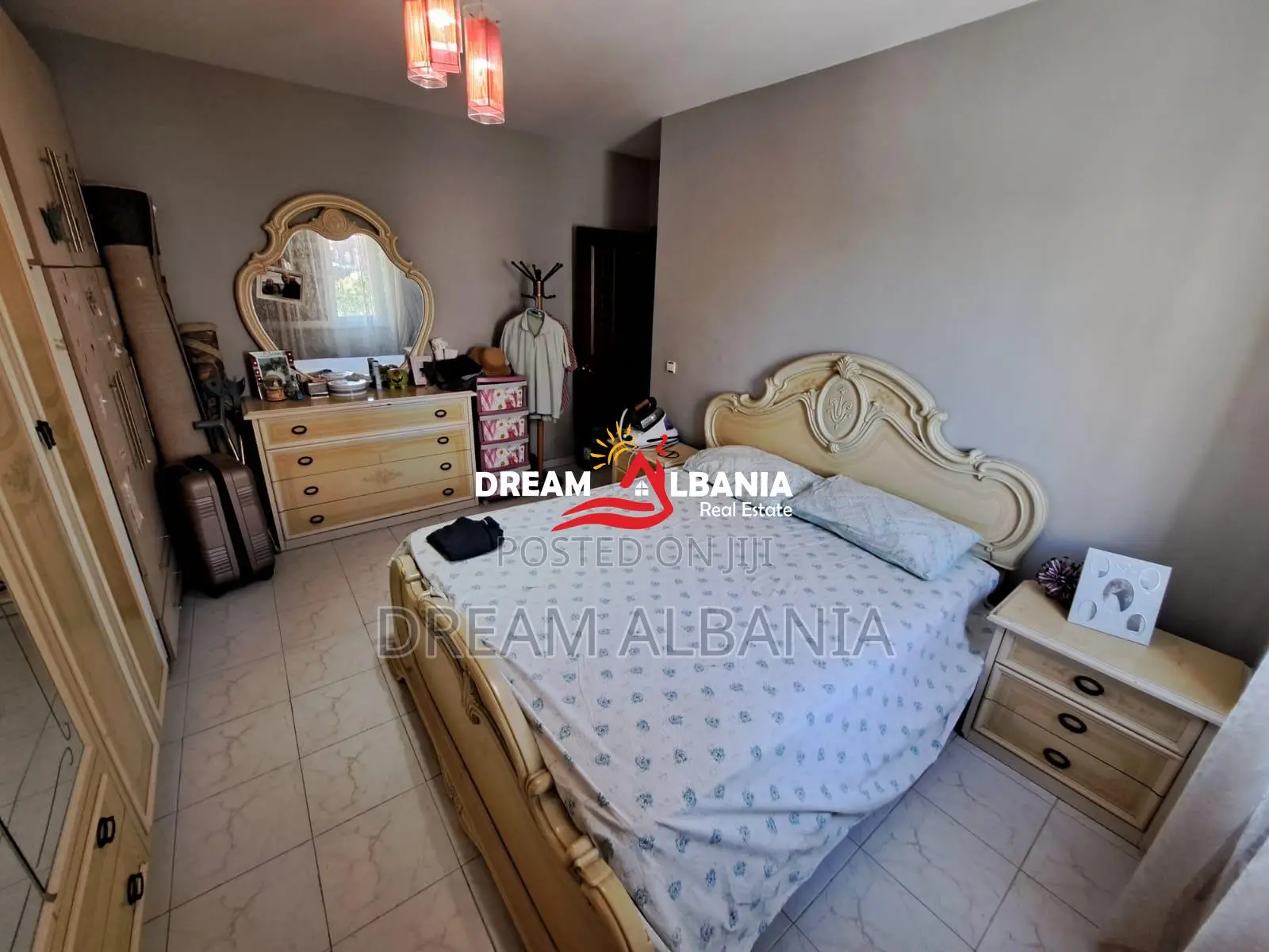 !!Opsion i Mire!! Shitet Apartament 2+1+2WC+Kuzhine me Vete, Rruga Dri