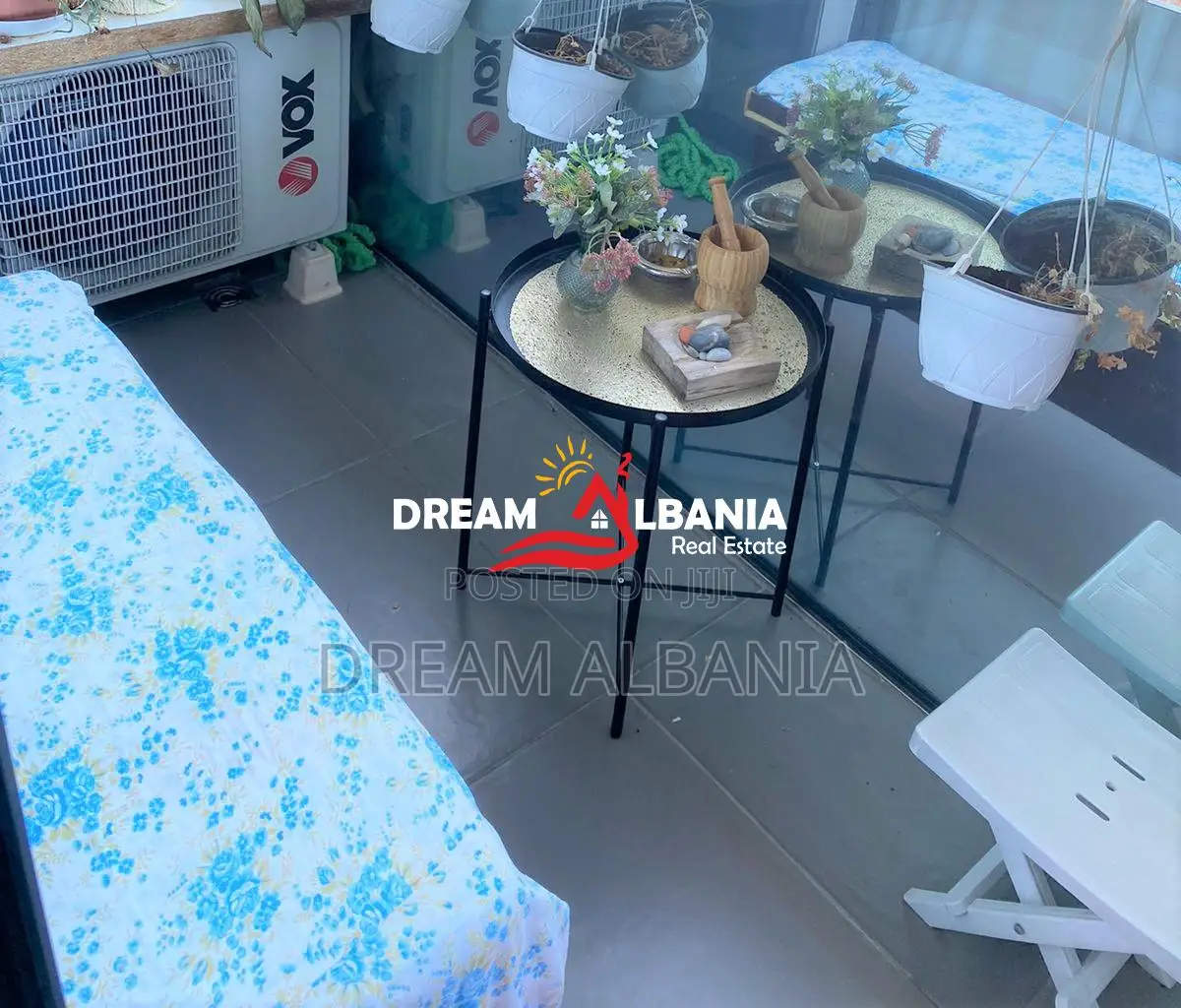 Super Apartament 1+1+2 Ballkone+Depo me Qera tek Stadiumi Dinamo ne Ti