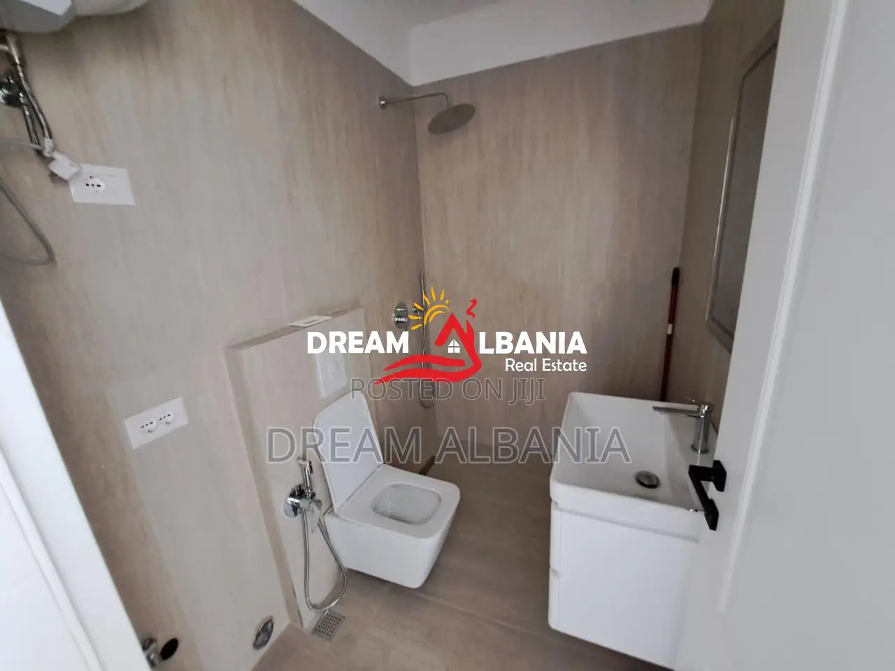 Shitet Apartament 1+1 Rruga Dritan Hoxha, Prane ZKM (ID 51110002)