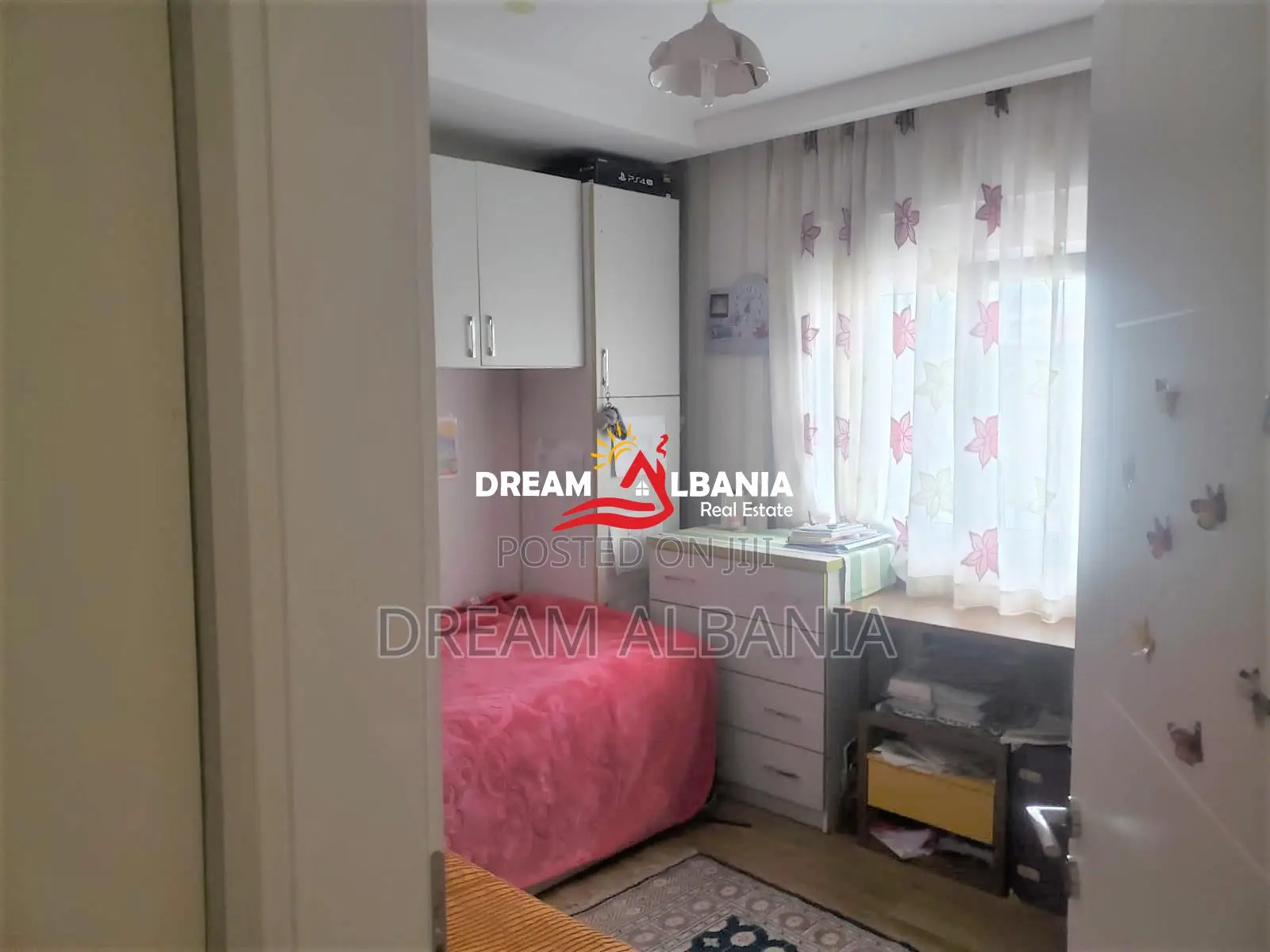 Apartament 3+1 ne shitje ne rrugen Budi prane Ambasades Amerikane ne T