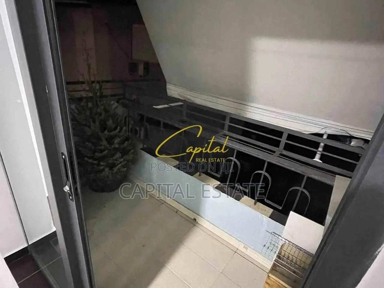APARTAMENT ME QIRA 1+1 RRUGA E DURRESIT 50.000 LEKE