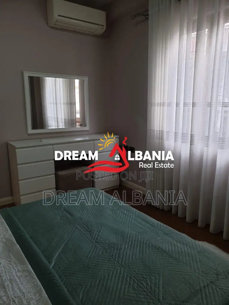 Super Apartament 3+1+2 ne shitje te Liqeni i Thate rruga Peti (ID 4131
