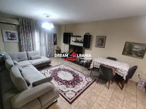 Zyre 3+1+2wc me qera prane Rruges se Sales ne Tirane ( ID 4231483)