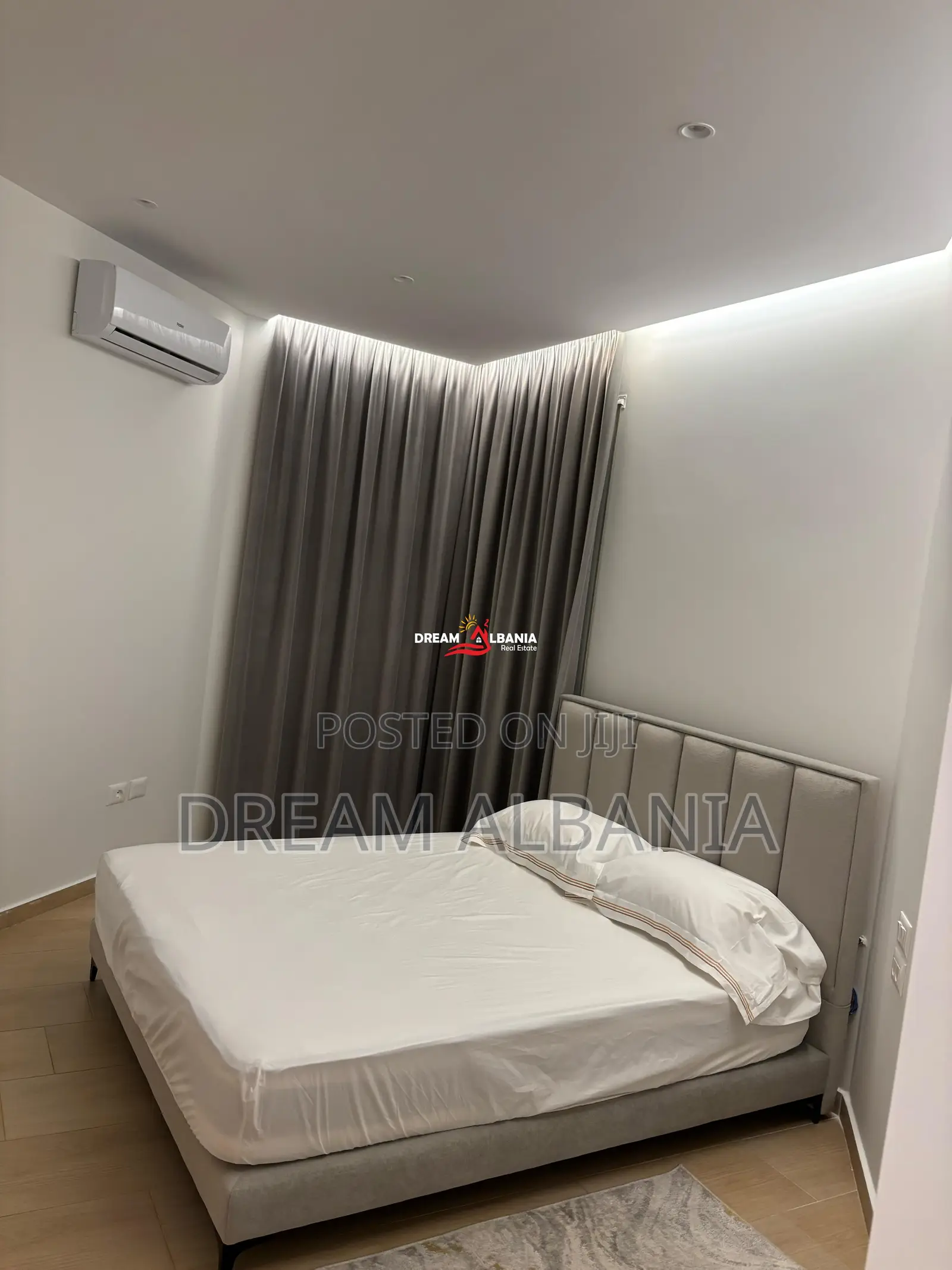Jepet me qera apartament 1+1 tek Kopshti Zologjik prane Piceri Pavarot