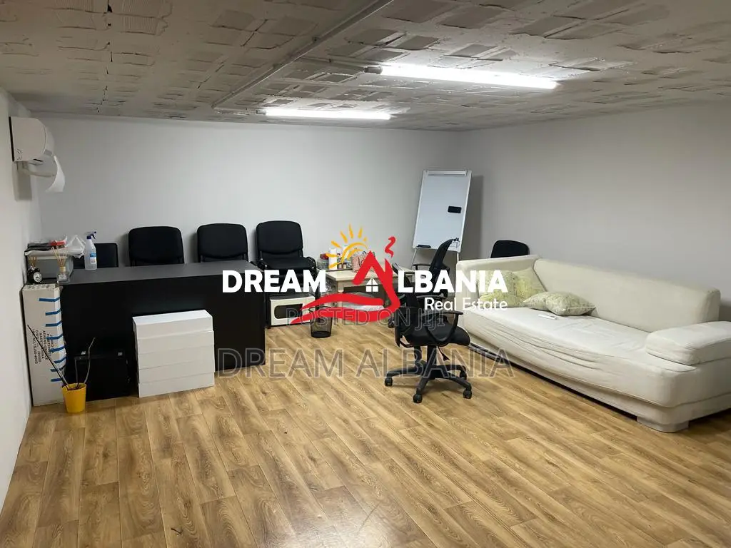 Ambjent per zyra me qera te Bulevardi i Ri rruga Jordan Misja (ID 4261