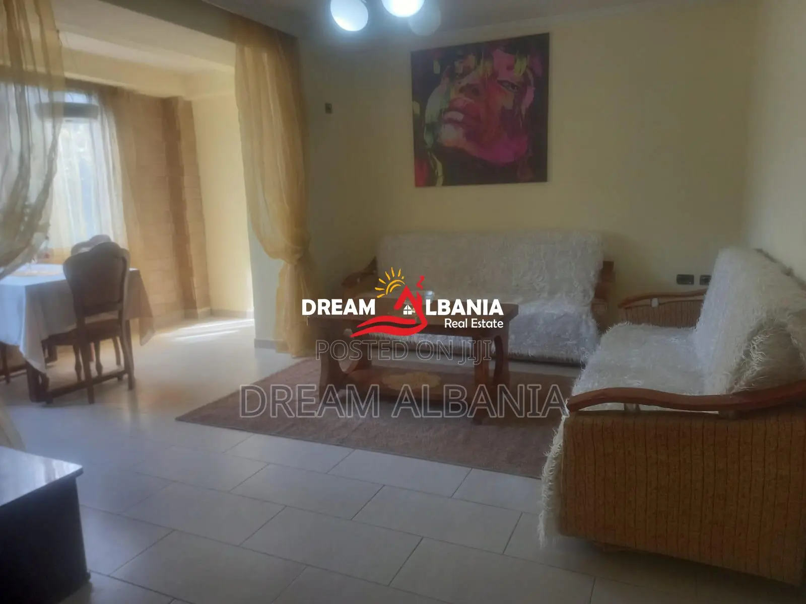 Jepet me qera apartament 2+1 ne rrugen Artan Lenja afer unazes (ID 422