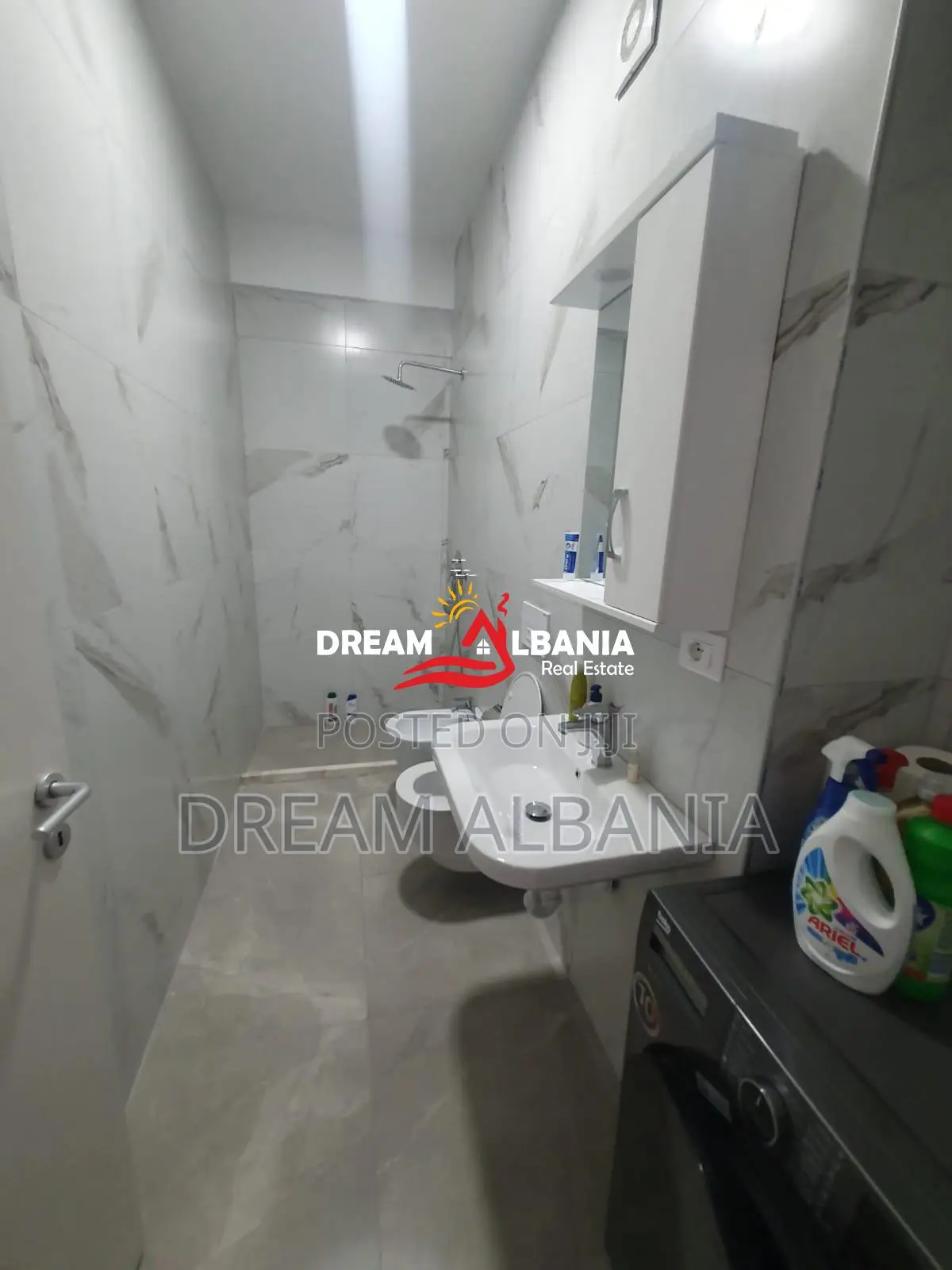 Apartament me qera 2+1+Post parkimi tek Kompleksi Mangalem ne Ali Dem 