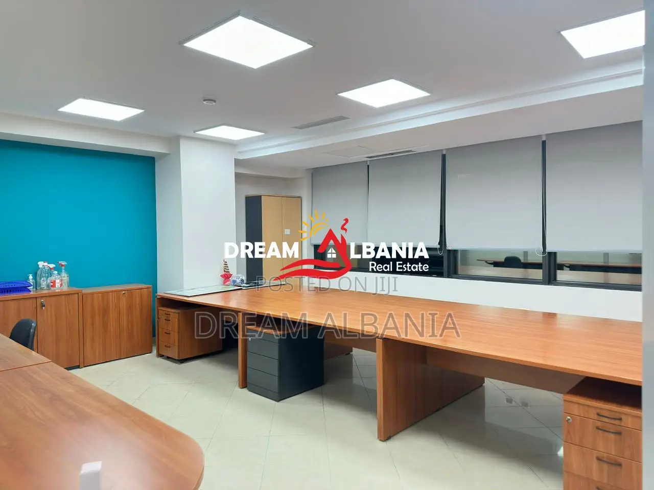 Zyre ekskluzive me qera tek Kullat Binjake, Tirane (ID 42611377)