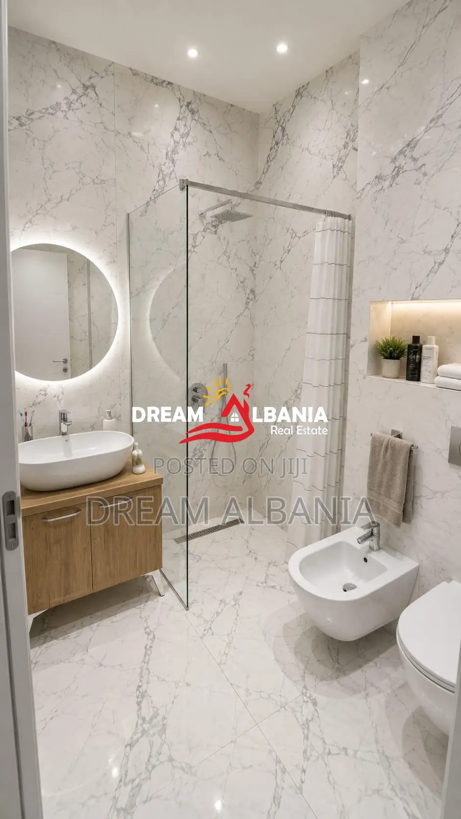 Jepet me Qera 3+1+2 Rruga 5 Maji tek Emerald Center ID(4231501)