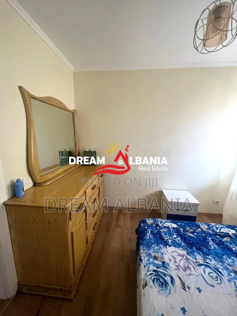 Apartament 3+1+2 ne shitje te Liqeni i thate prane Kopshtit Zoologjik 