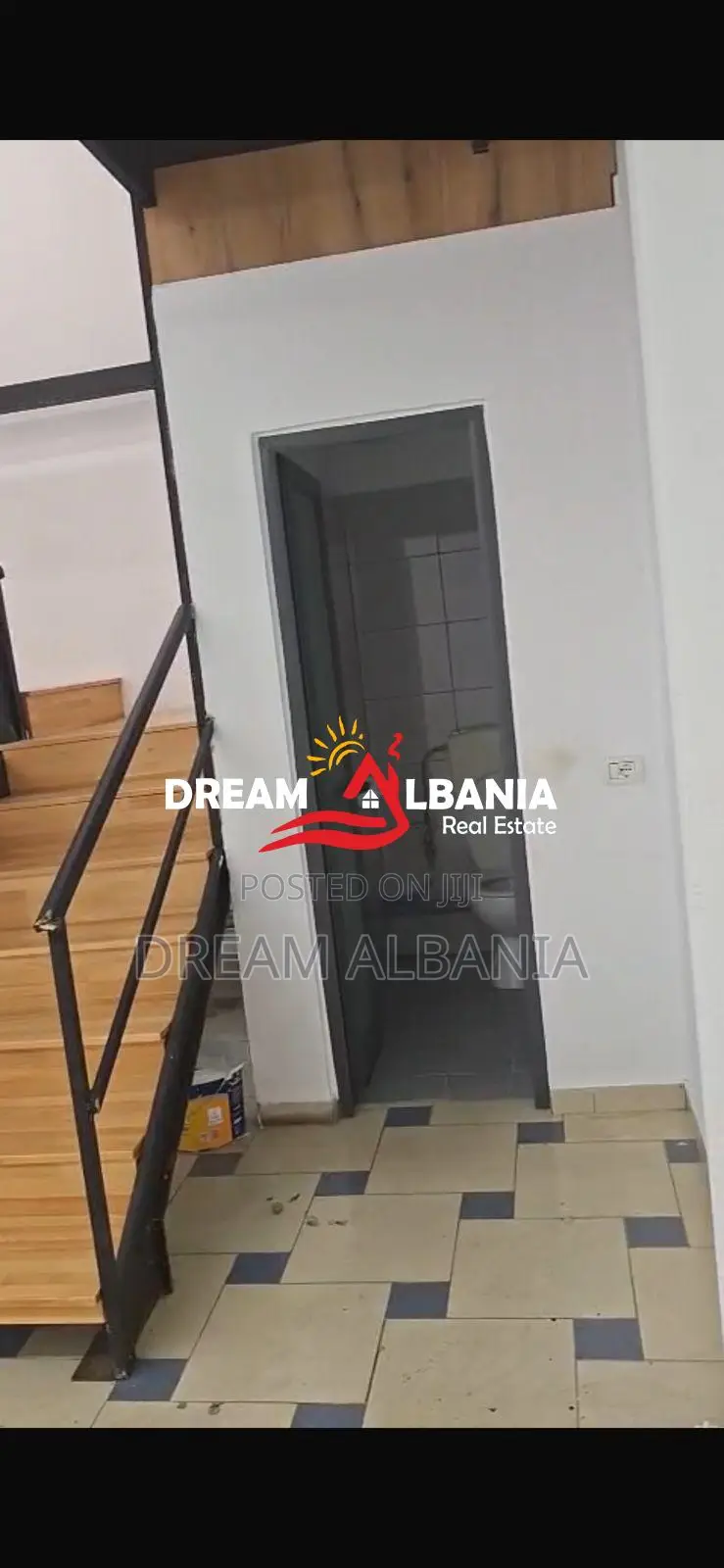 Jepet dyqan dublex me qera ne rrugen Islam Alla, Tirane (ID 42711089)