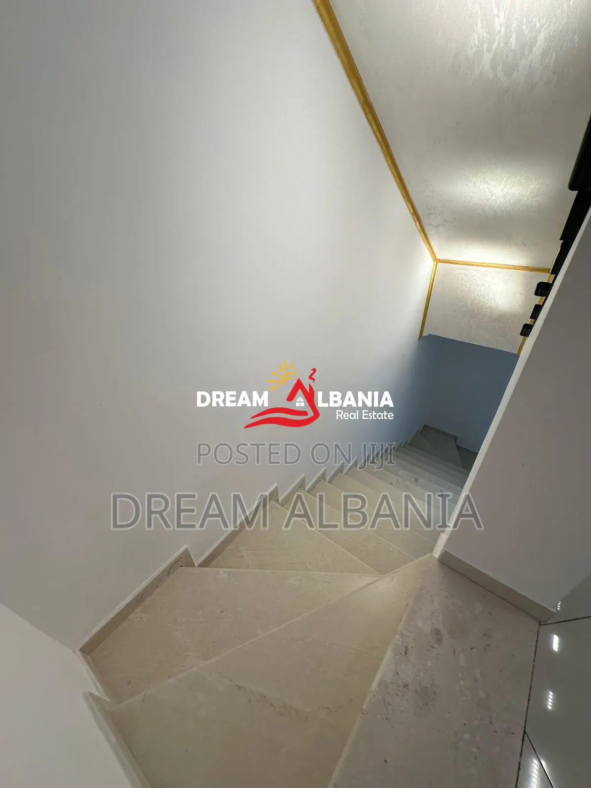 Dupleks 3+1+3 me qera midis 2 Residencave Kodra e Diellit (ID 4231353)