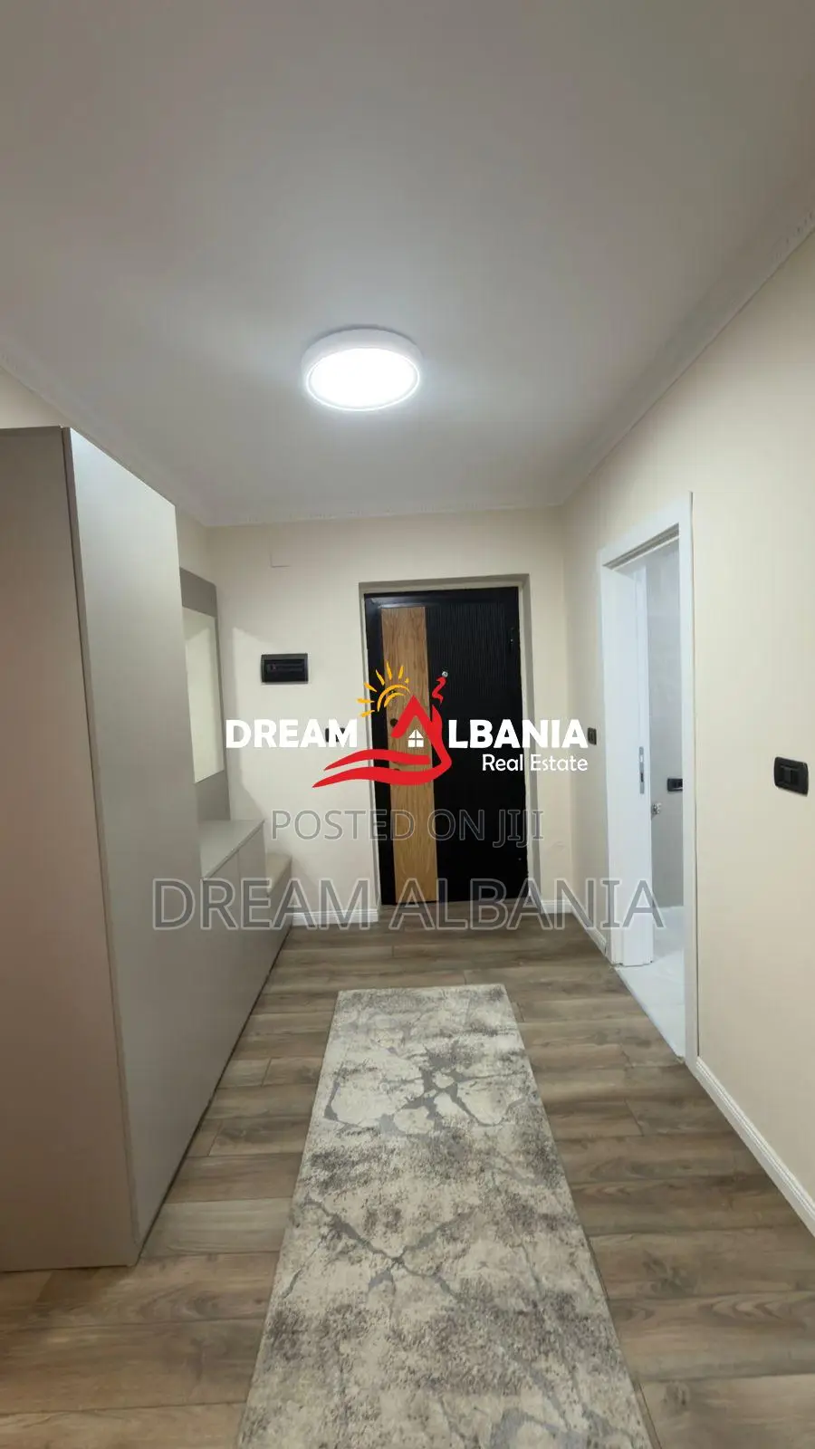 Apartament 2+1 me post parkimi me qera ne afersi te Gjykates se Rrethi