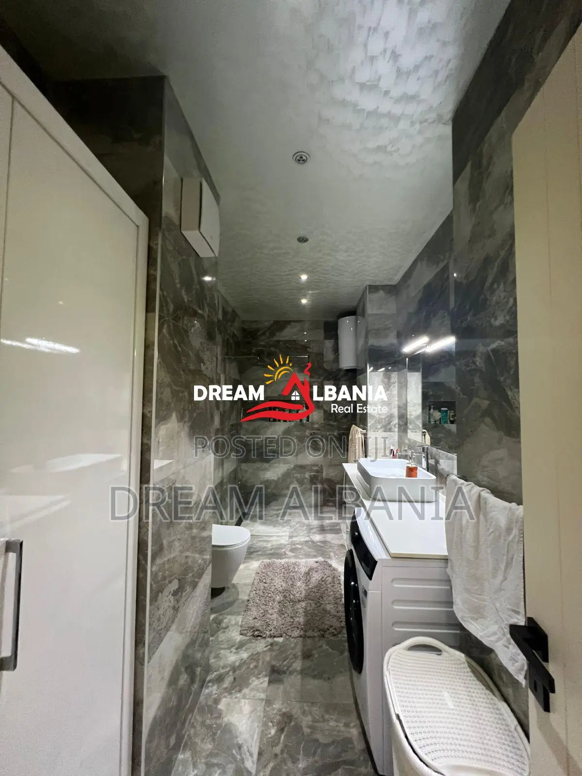 Super Apartament 2+1+2 ne shitje prane kompleksit Deliorgji, Tirane (I