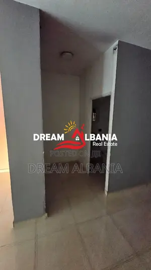 Dyqan me qera buze rruge prane EHW ne Rrugën Bardhyl, Tirane ( 4271118