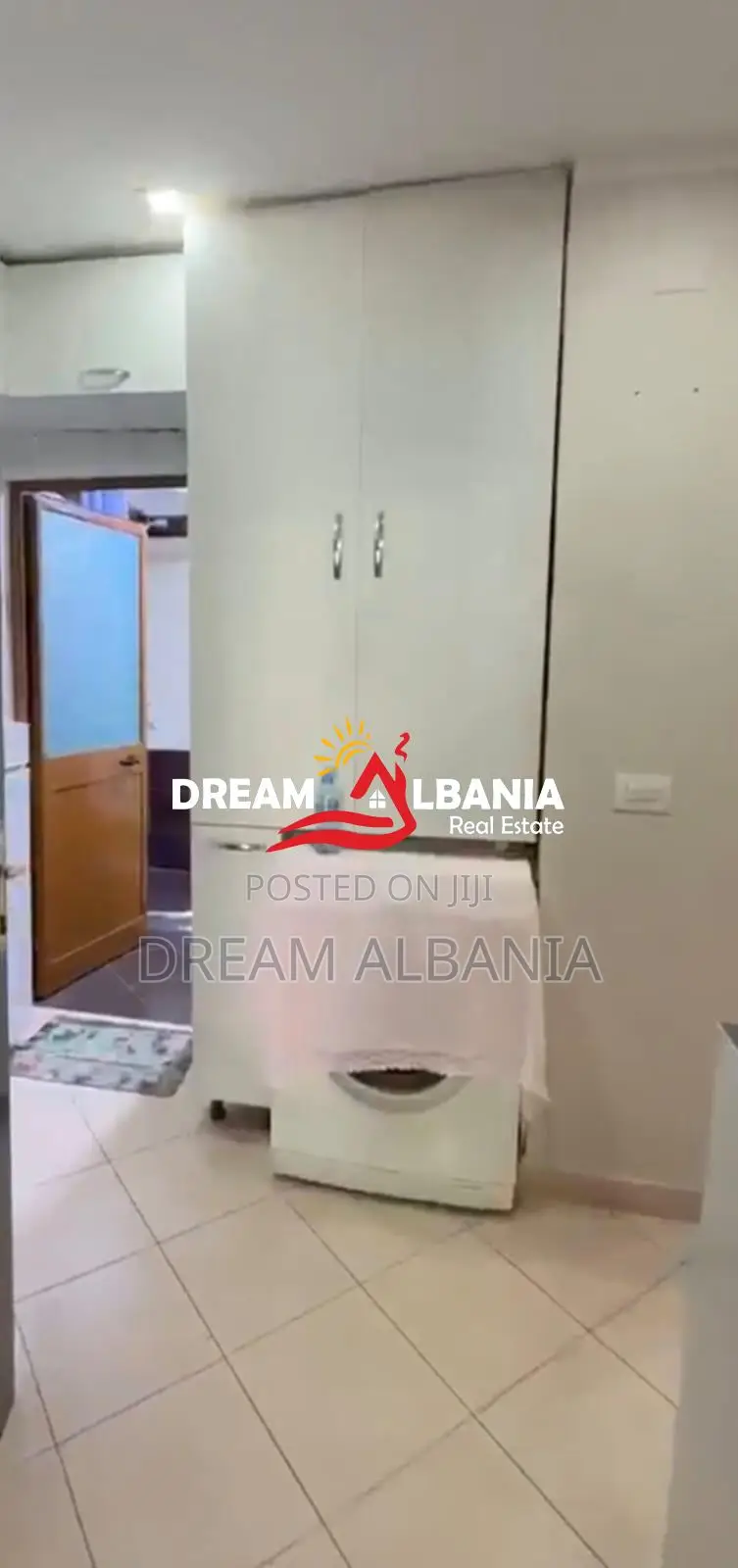 Jepet me Qera Apartament 2+1 Xhamllik (ID 4229618 )