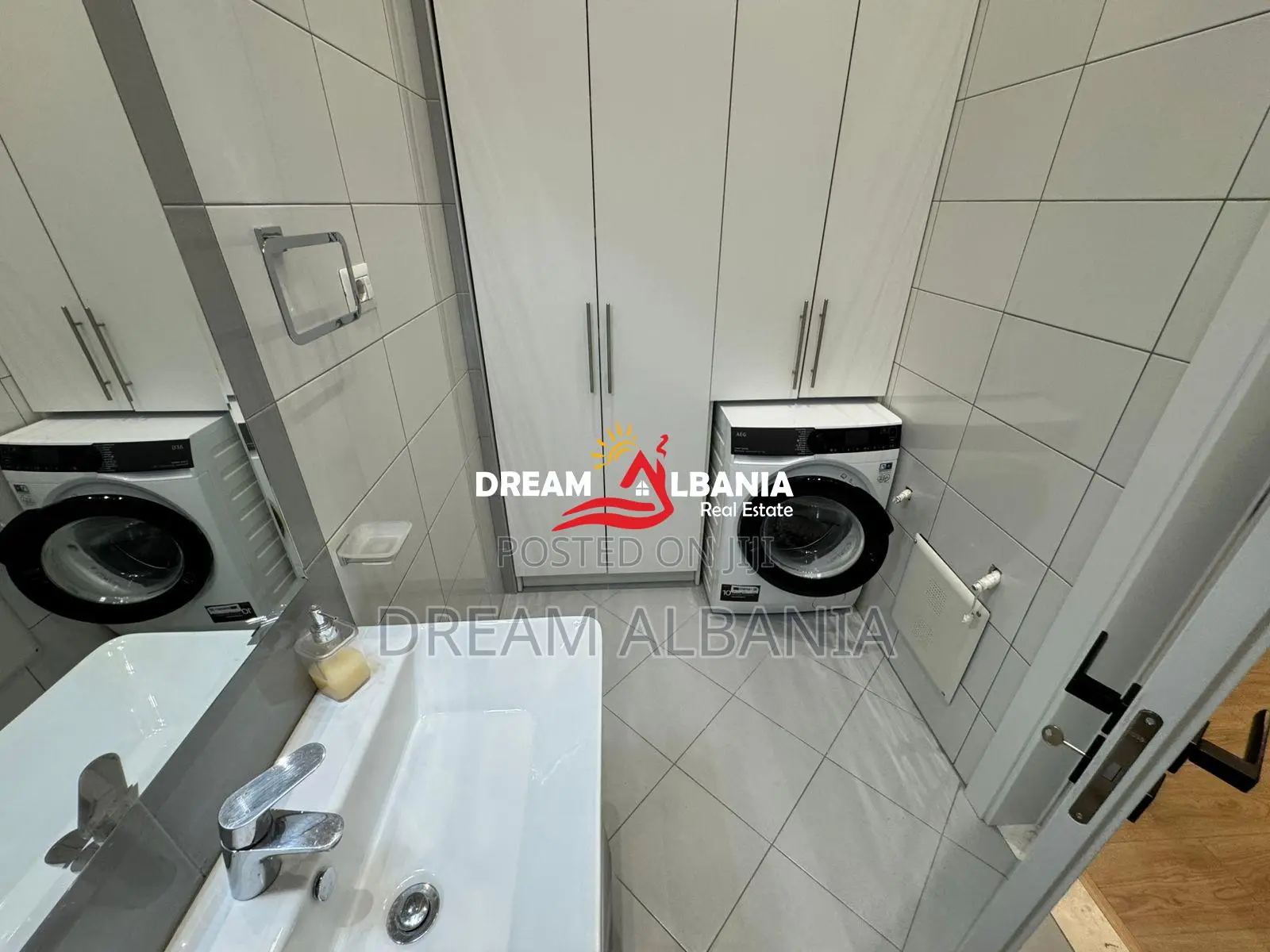 Apartament 3+1+2 per shitje, tek Liqeni Thate, prane Rr Peti (ID 41314
