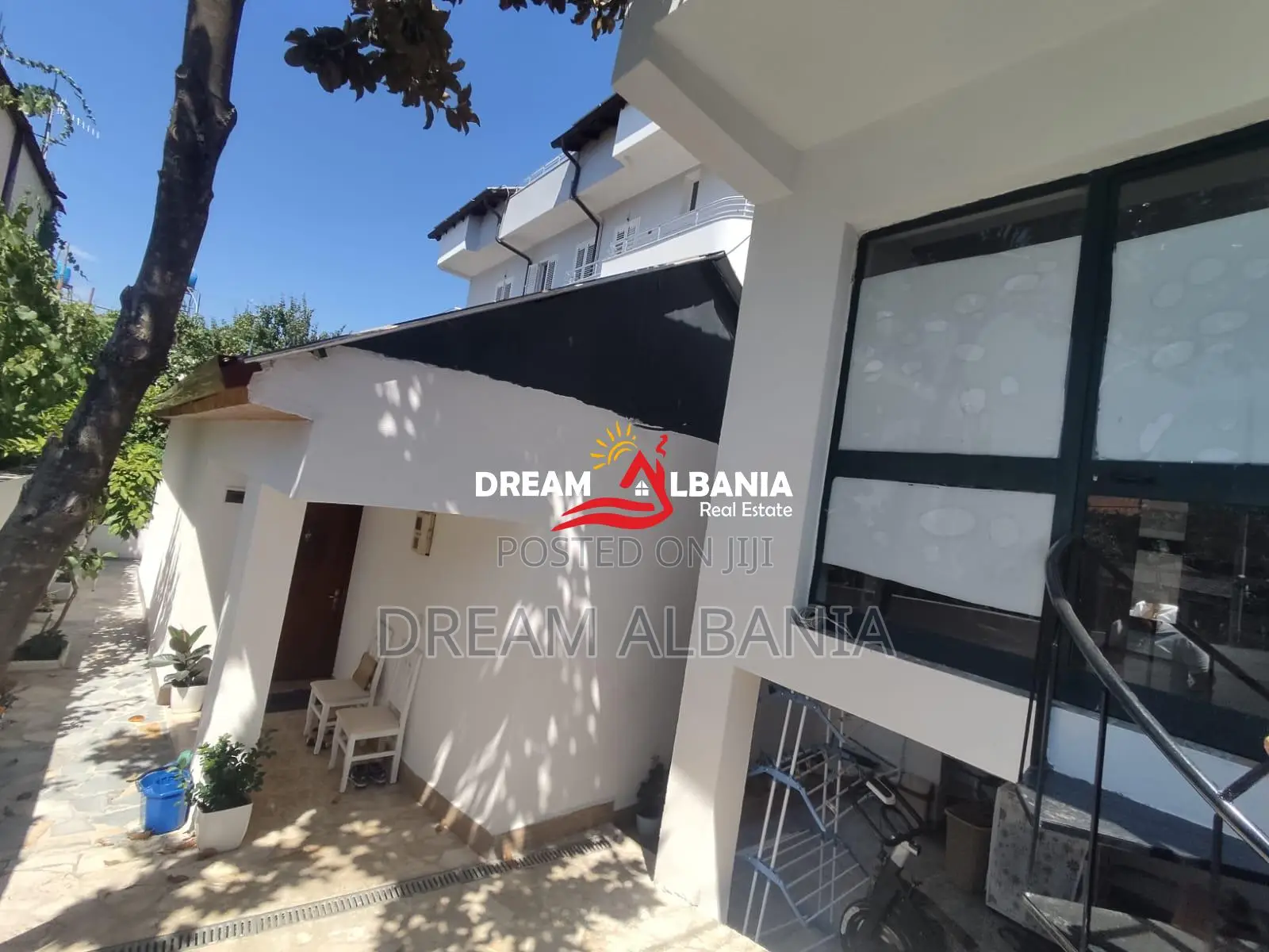 Shtepi private 1+1+Dyqan ne shitje prane Terminalit te Veriut, Tirane 